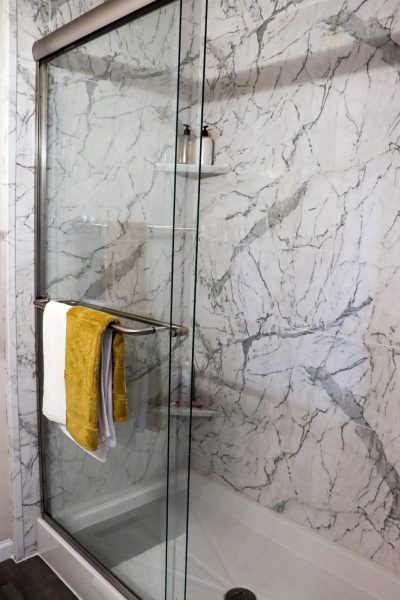 Carrara Marble Walk-in Shower